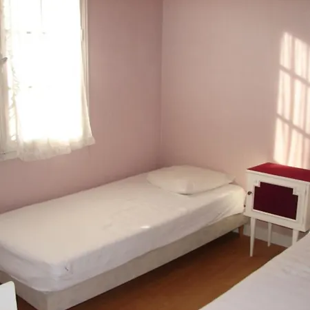 Maison A Barbatre, 200 M De La Plage, 4/6 Pers, Parking - Fr-1-823-93 Holiday home