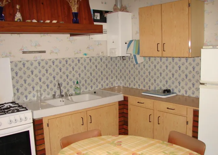 Maison A Barbatre, 200 M De La Plage, 4/6 Pers, Parking - Fr-1-823-93 Holiday home