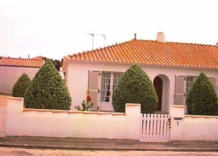 Holiday home Maison A Barbatre, 200 M De La Plage, 4/6 Pers, Parking - Fr-1-823-93