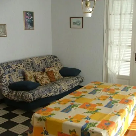 Ferienhaus Maison A Barbatre, 200 M De La Plage, 4/6 Pers, Parking - Fr-1-823-93 Barbâtre